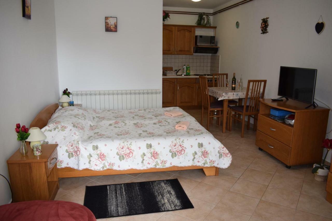 Apartments K&D Novi Vinodolski Bagian luar foto
